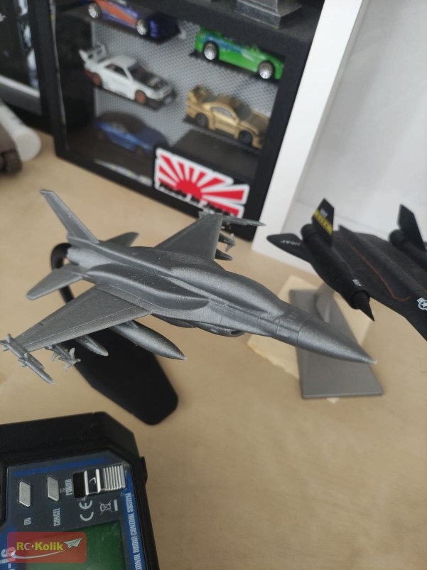 Model Uçak Boyama F-16